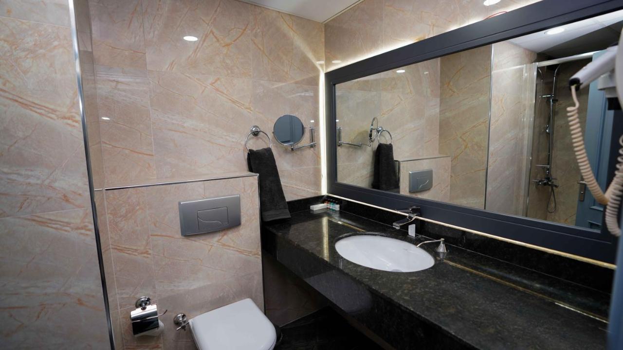 Aura Marina Hotel อิสตันบูล ภายนอก รูปภาพ