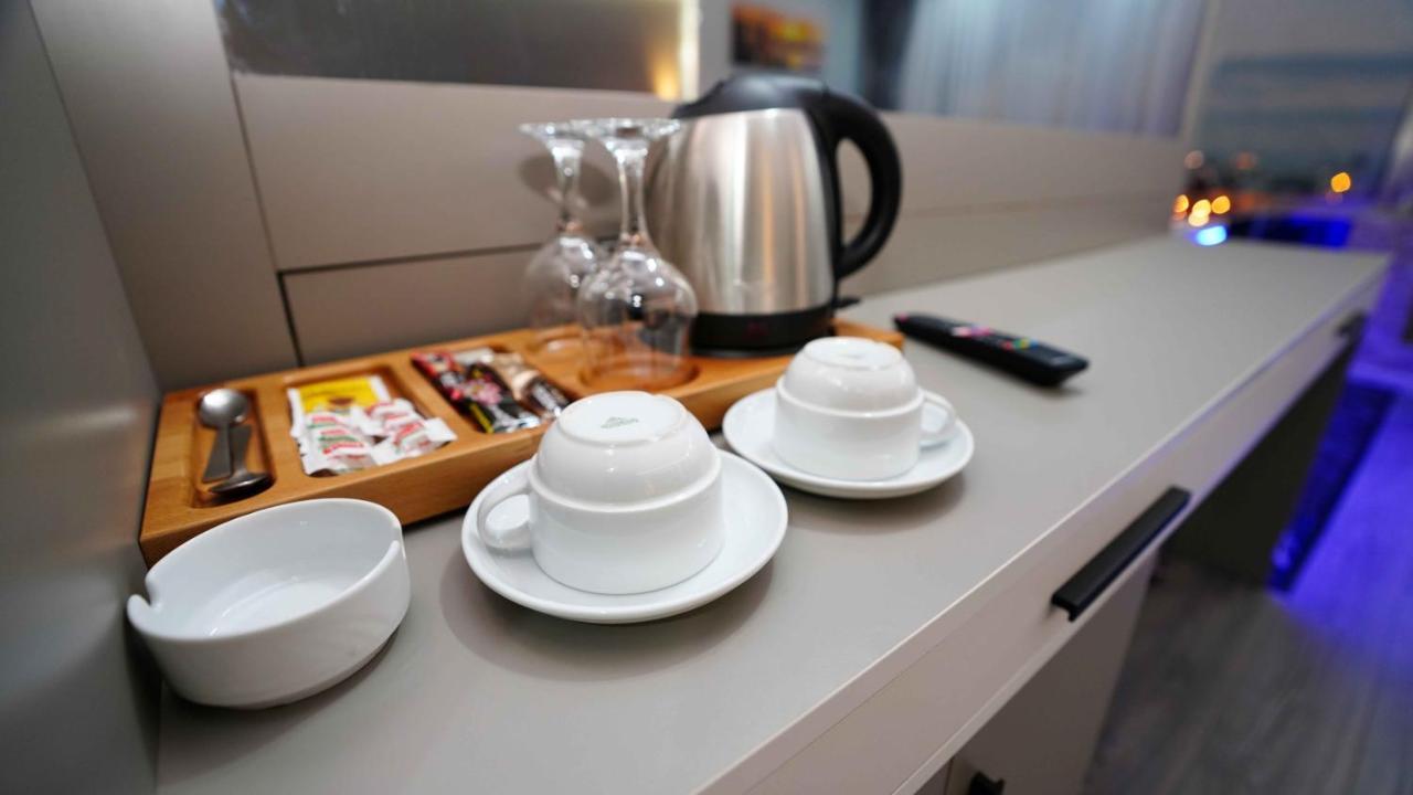 Aura Marina Hotel อิสตันบูล ภายนอก รูปภาพ